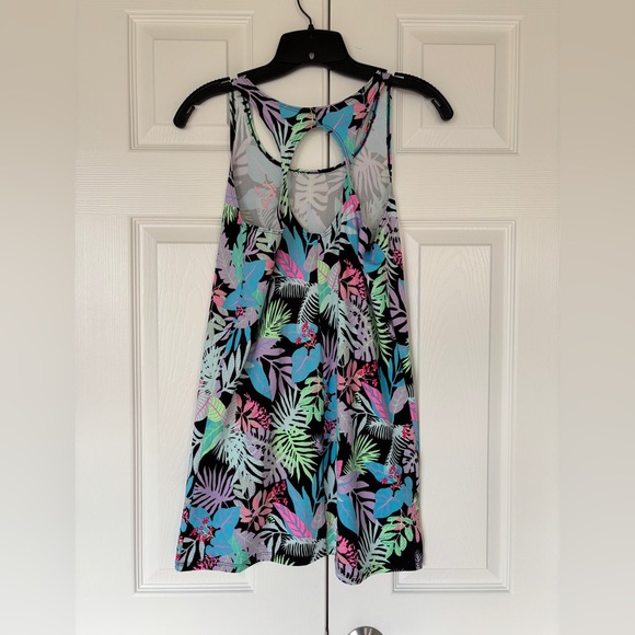 Swim coverup - Picture 2 of 3